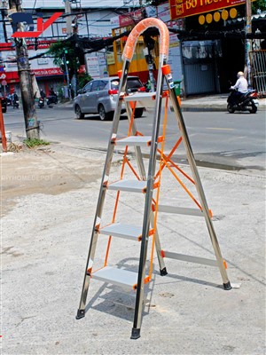 thang-ghe-tay-vin-mon-qua-y-nghia-tang-nguoi-phu-nu-quan-trong-nhat-doi-ban